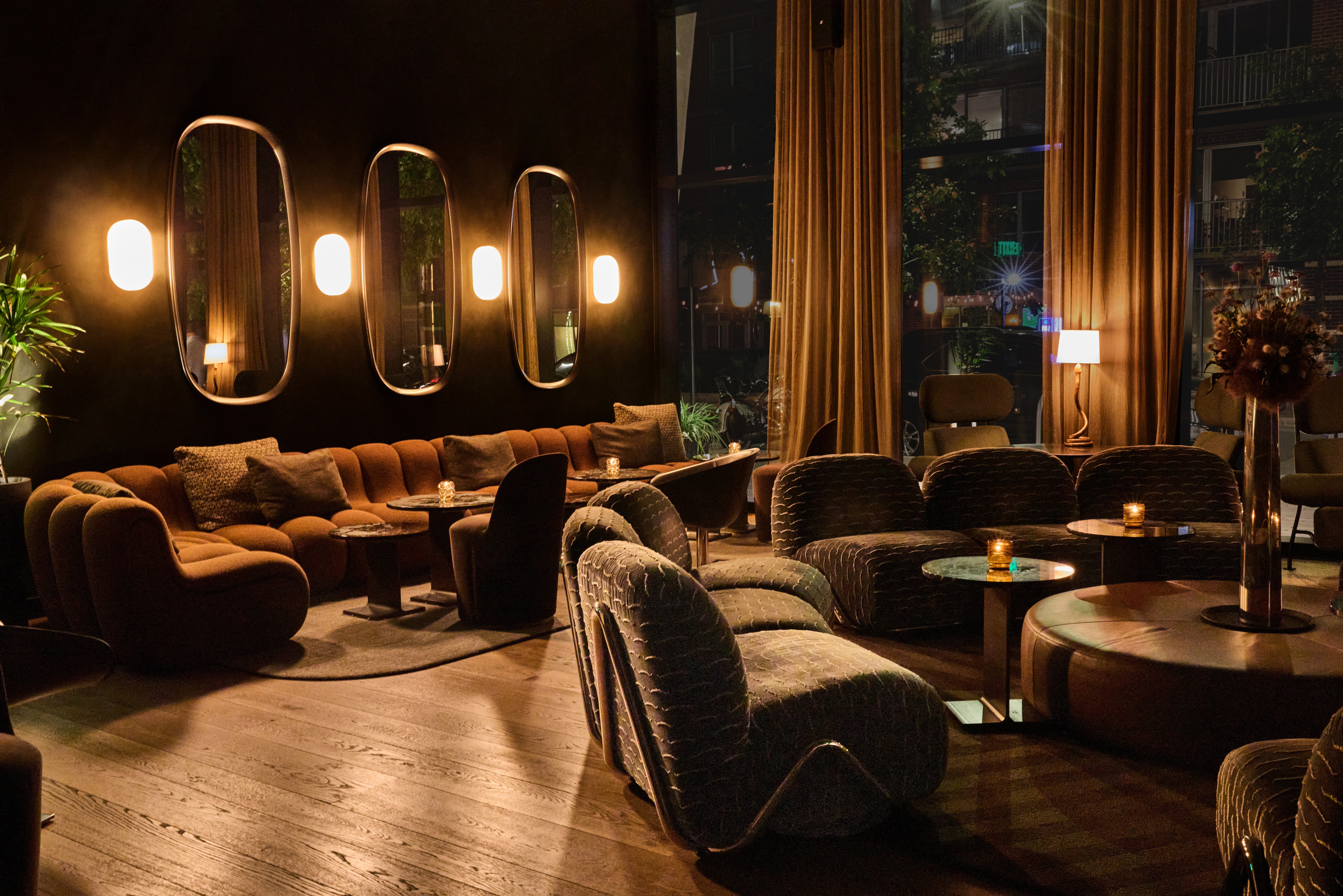 Modern Bar in Austin, Texas — photo 3